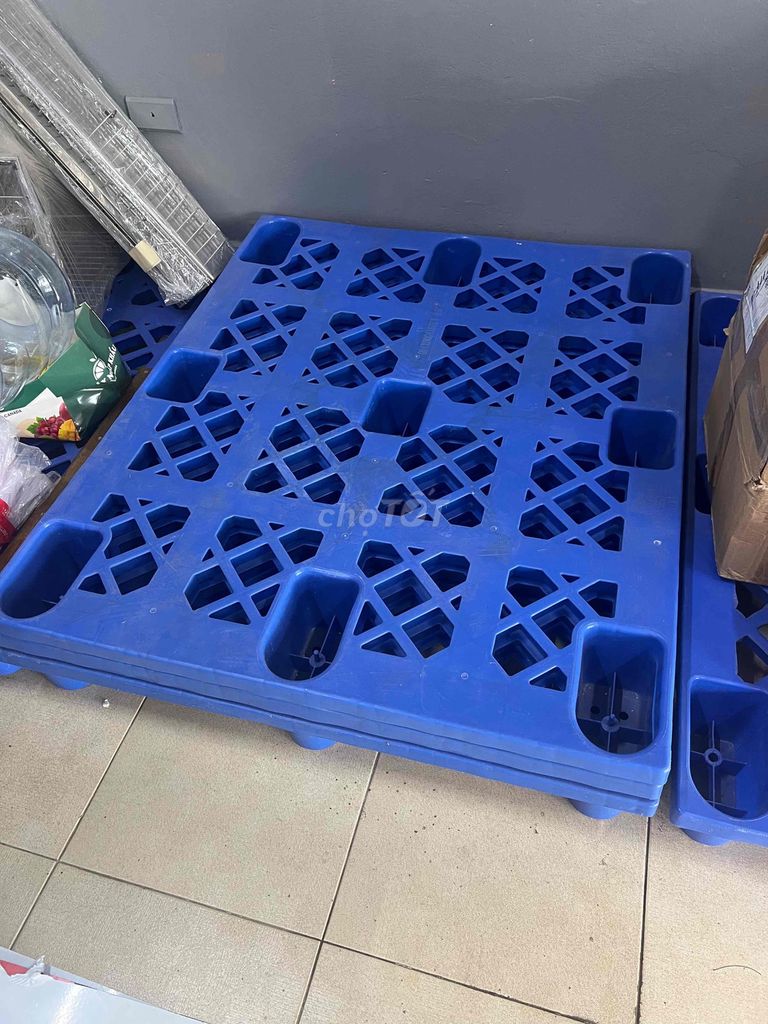 Pallet Nhựa Xanh Dương 115x95 Mới. Mua bán Nội thất, đồ gia dụng khác tại Quận Long Biên Hà Nội được đăng bởi Minh hình 1