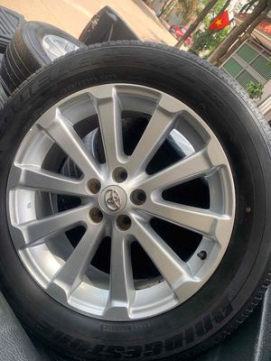 3 bộ lốp và mâm 4c: Mer GLC 300,  Venza , Wildtrak. Mua bán Phụ tùng xe tại Thành phố Thủ Đức Tp Hồ Chí Minh được đăng bởi KENT