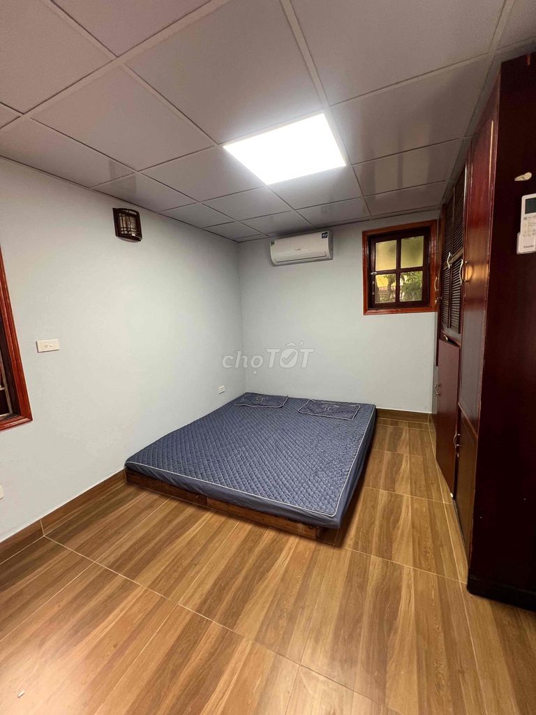 Дом целиком в районе Тхань Нян, пл. 100м², с мебелью