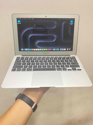 Macbook air 2013 11inch 4/128 nguyên zin. Mua bán Laptop tại Quận 3 Tp Hồ Chí Minh được đăng bởi Tuấn Nguyễn