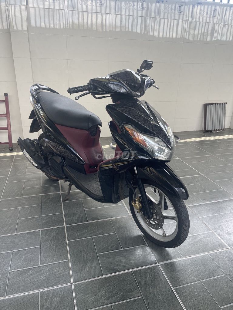 Yamaha Luvias 2013 Đen Đỏ. Mua bán Xe máy tại Thành phố Bà Rịa Bà Rịa - Vũng Tàu được đăng bởi Co xi bo hình 4