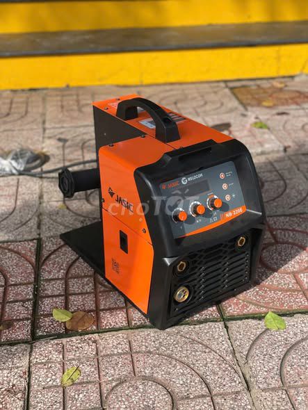 Máy hàn Jasic NB-220E Cam đen hiệu suất cao. Mua bán Đồ chuyên dụng, Giống nuôi trồng tại Thành phố Thủ Đức Tp Hồ Chí Minh được đăng bởi Máy Móc 24H Bình Dương hình 1