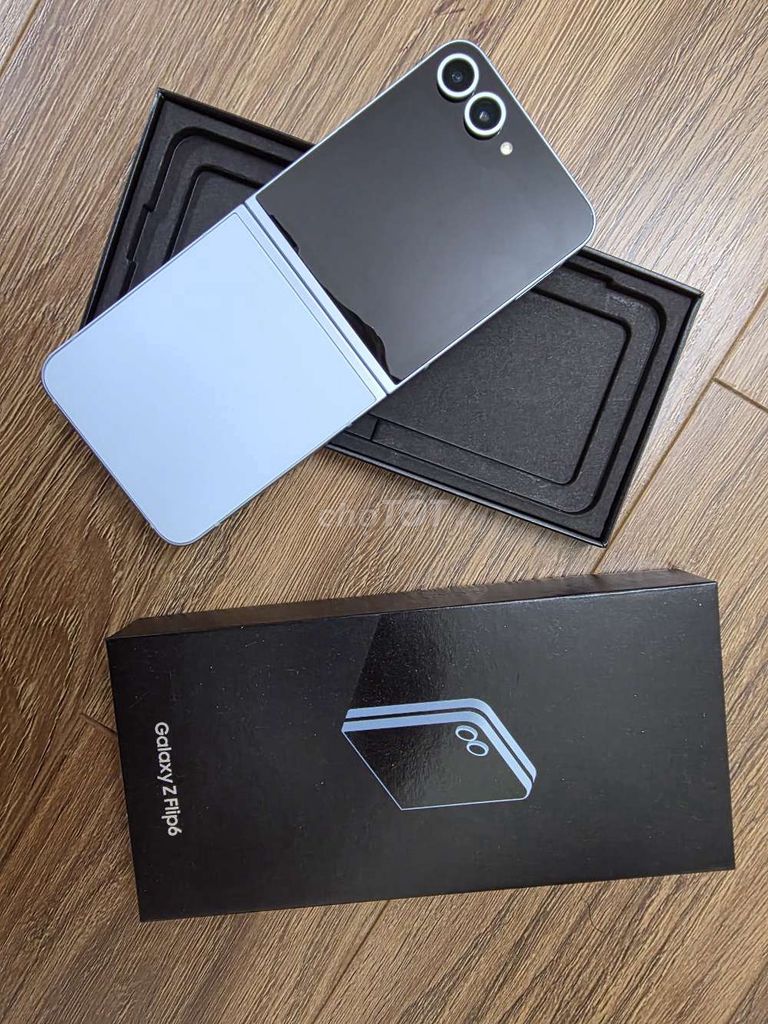 Samsung Z Flip 6 256GB Xanh chính hãng VN. Mua bán Điện thoại tại Quận Cầu Giấy Hà Nội được đăng bởi Nguyễn Quyền hình 1