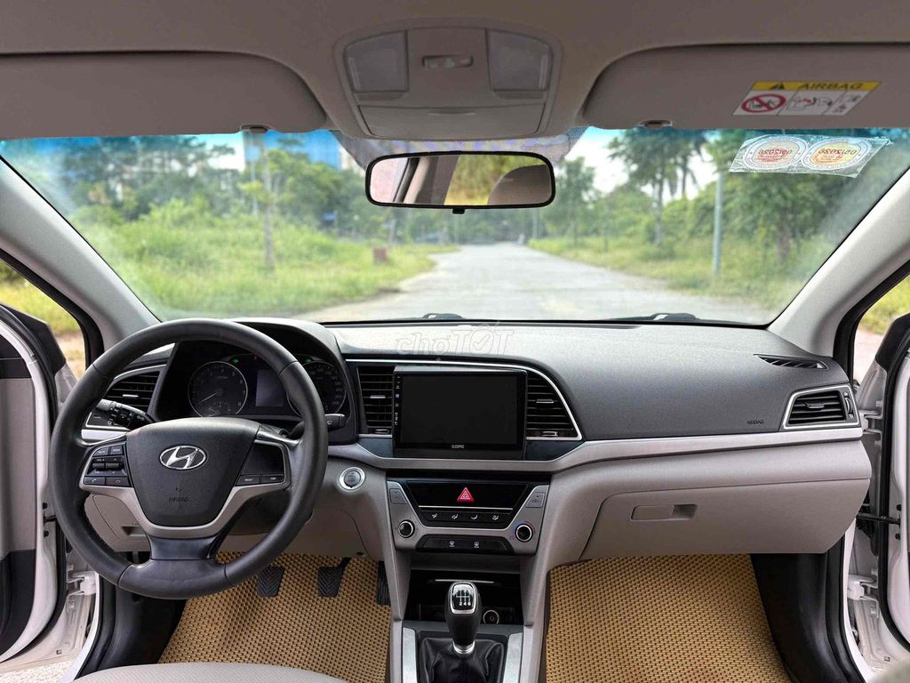 Hyundai Elantra 2017 1.6 MT - 82000 km. Mua bán Ô tô tại Huyện Gia Lộc Hải Dương được đăng bởi Nhất Tín Ô Tô Hải Dương hình 9
