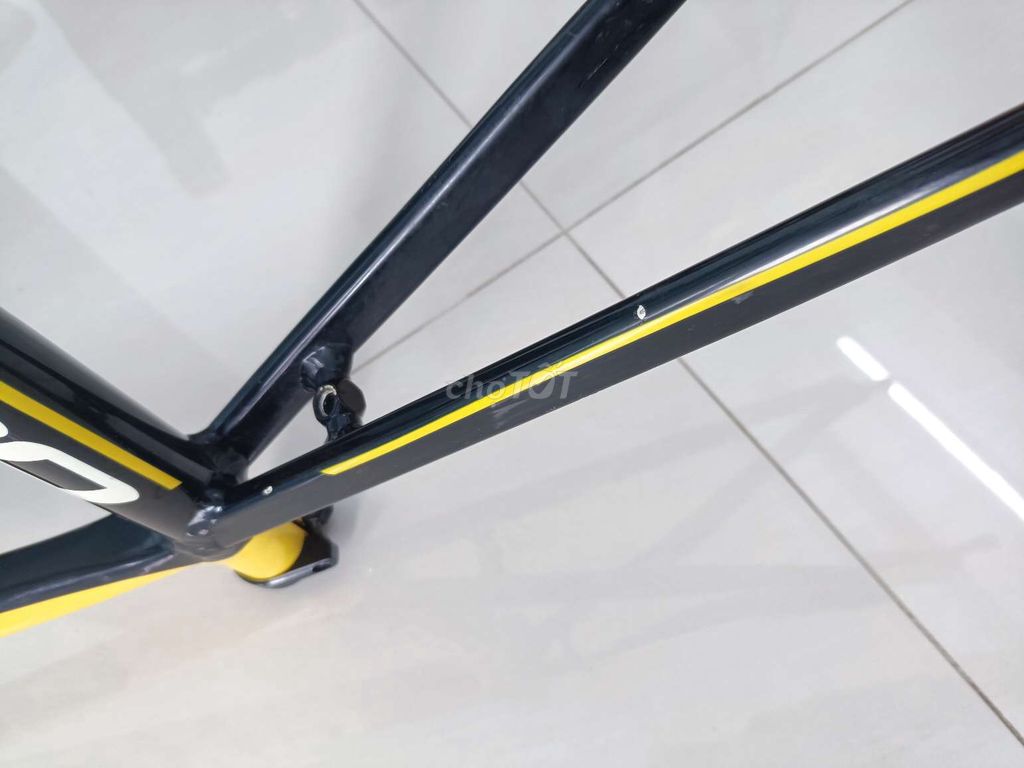 Cần bán sườn Giant OCR 5300 full nhôm.. Mua bán Xe đạp tại Quận Ninh Kiều Cần Thơ được đăng bởi namtran hình 8