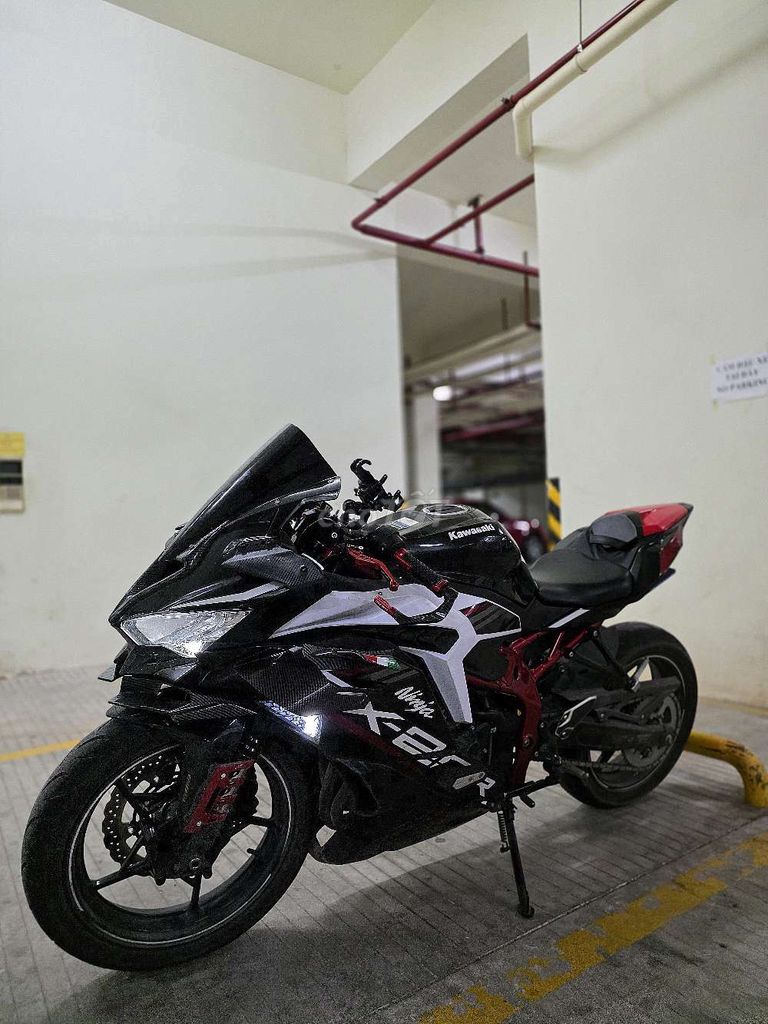 🏍️ Cần bán Kawasaki ZX25R 4 máy, full đồ chơi. Mua bán Xe máy tại Quận 7 Tp Hồ Chí Minh được đăng bởi Nguyễn Tiến hình 4