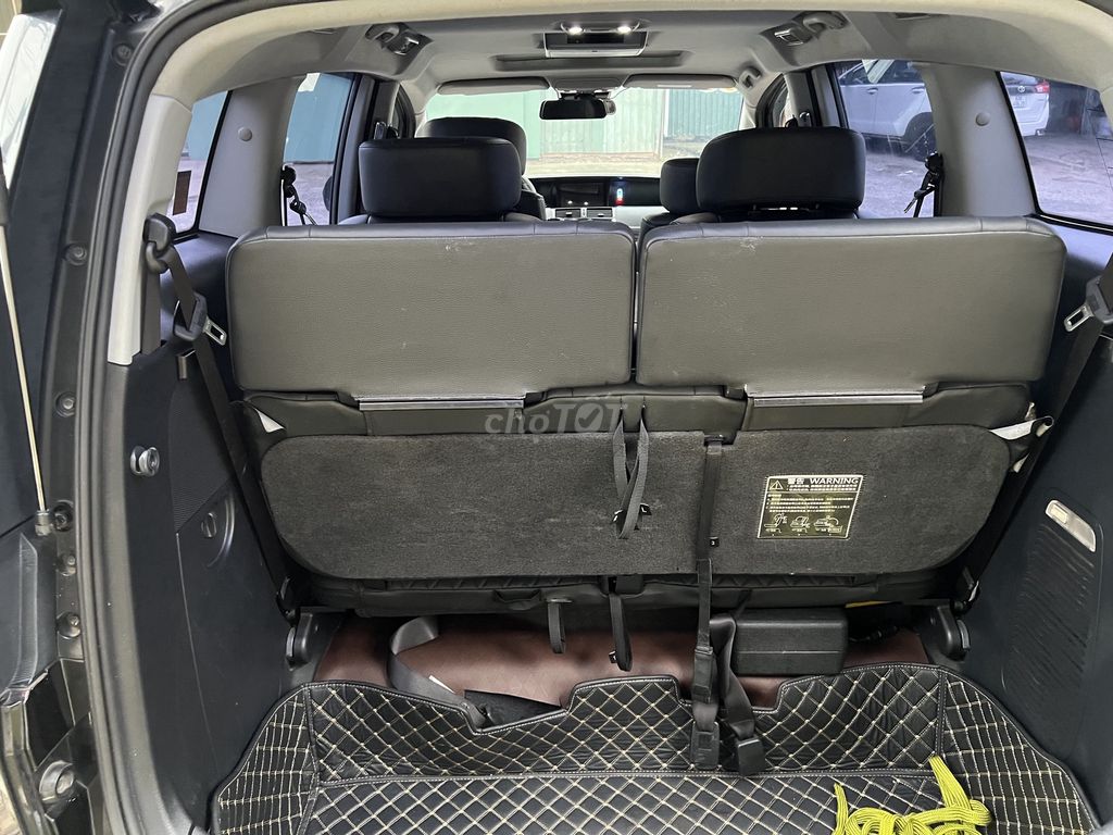 Ô tô Luxgen M7 màu đen 7 chỗ. Mua bán Ô tô tại Thành phố Thuận An Bình Dương được đăng bởi Uông Sỹ Vũ hình 3