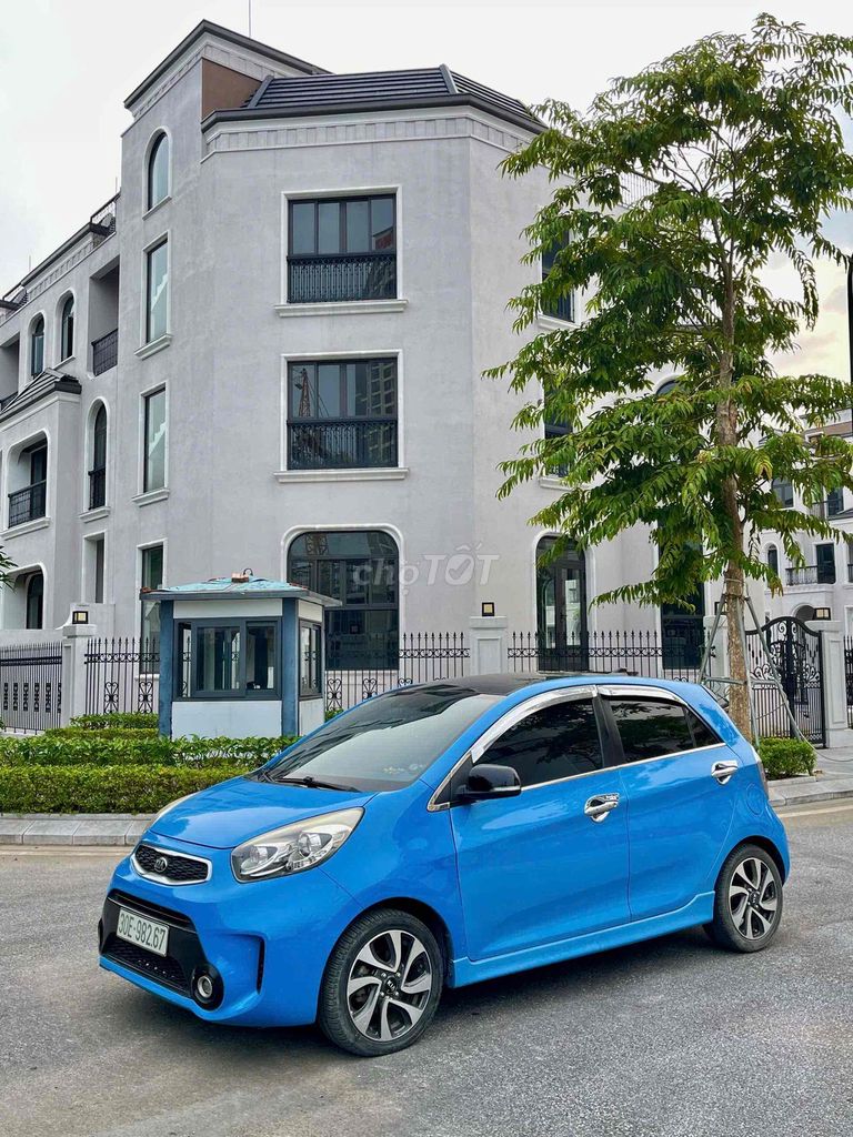 Kia Morning синий 5-местный хэтчбек