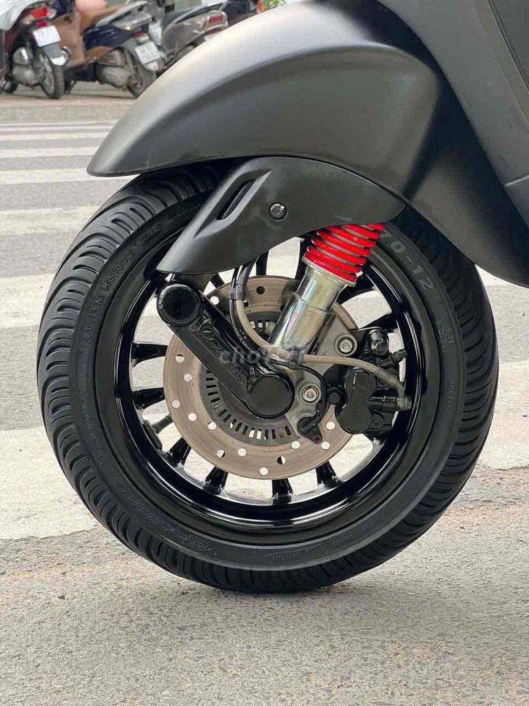 Piaggio Vespa Sprint 2016 iget ABS Notte Đen nhám. Mua bán Xe máy tại Thành phố Thủ Đức Tp Hồ Chí Minh được đăng bởi Gia Bảo hình 5