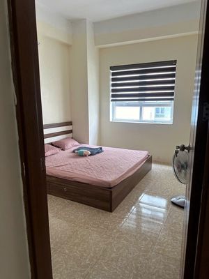 Cho thuê căn hộ 2 ngủ toà 30T Nam Trung Yên