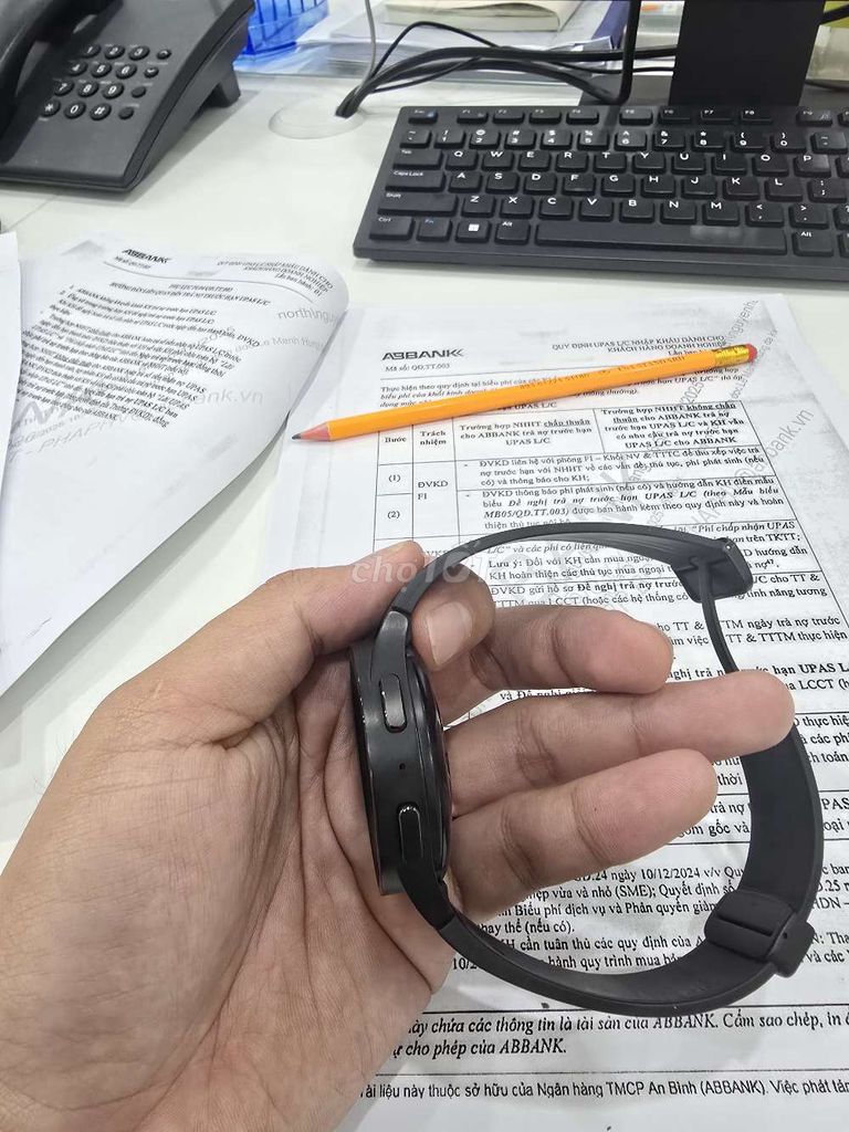 Samsung Galaxy Watch 5 Pro Đen Mới. Mua bán Thiết bị đeo thông minh tại Thành phố Thủ Dầu Một Bình Dương được đăng bởi Jun hình 1