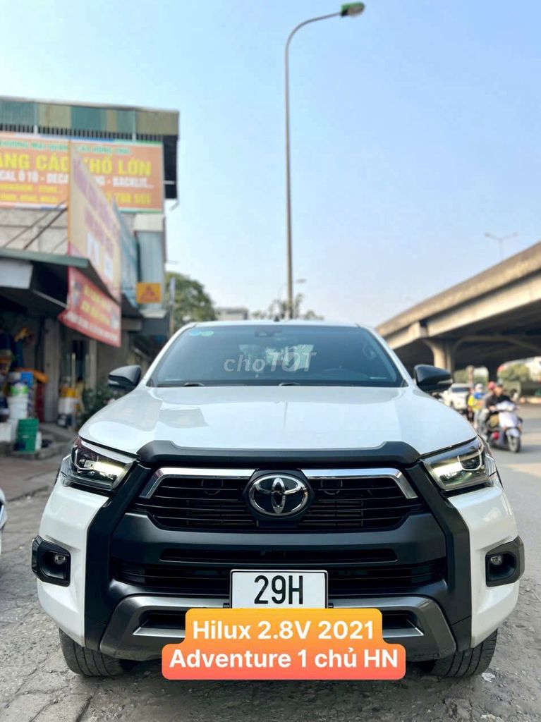 Toyota Hilux 2021 2.8V Adventure tên tư nhân 1chủ