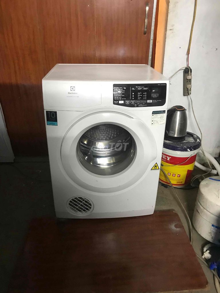 Máy sấy electrolux 7kg đẹp zin mới 95%