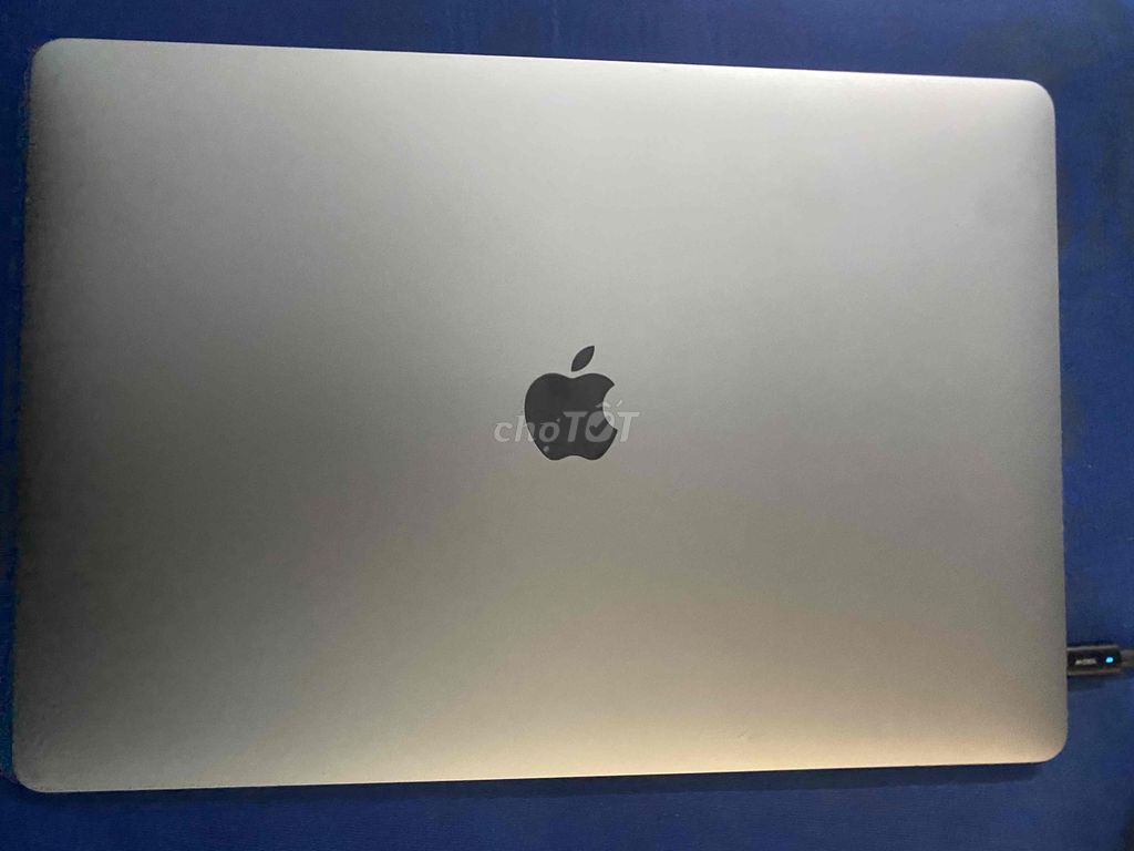 Apple MacBook Pro i7 32GB/512GB 2018 Xám. Mua bán Laptop tại Thành phố Thuận An Bình Dương được đăng bởi diẹp hùng kha hình 1
