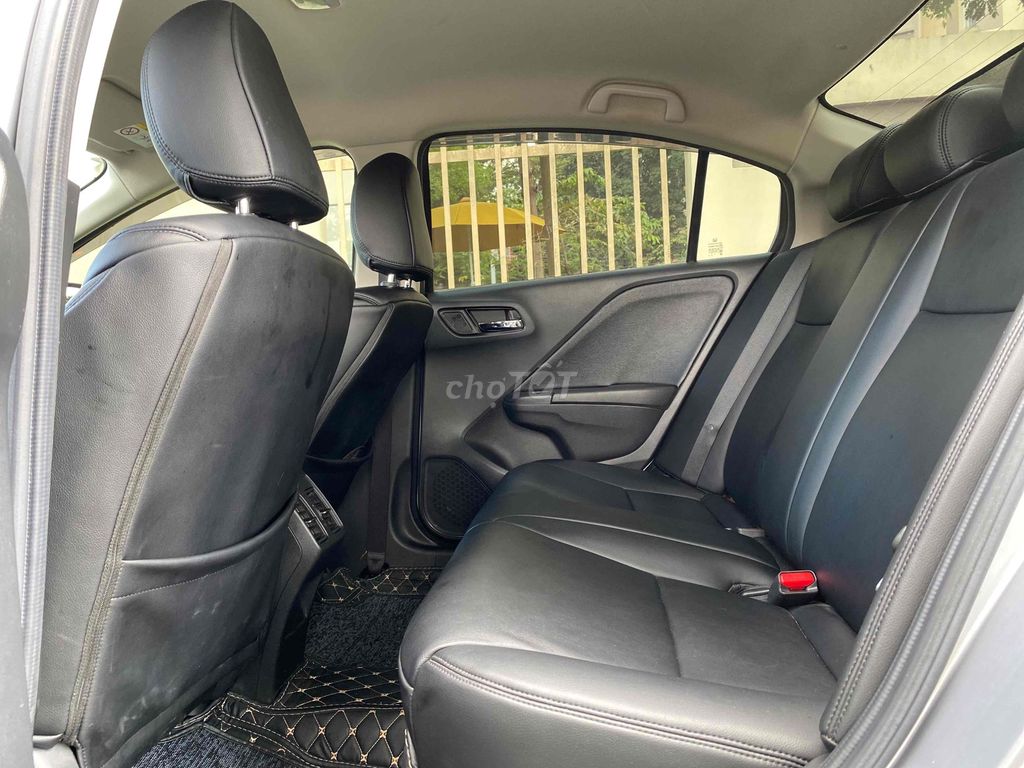 Honda City Bạc CVT 2017. Mua bán Ô tô tại Quận Gò Vấp Tp Hồ Chí Minh được đăng bởi Phạm Phước Hùng hình 18