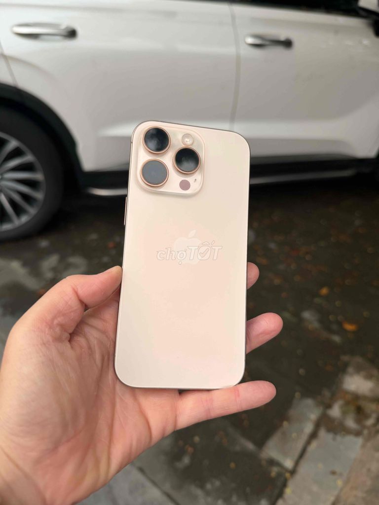 iPhone 16 Pro 128GB Vàng VNA. Mua bán Điện thoại tại Thị xã Từ Sơn Bắc Ninh được đăng bởi Ly  hình 1
