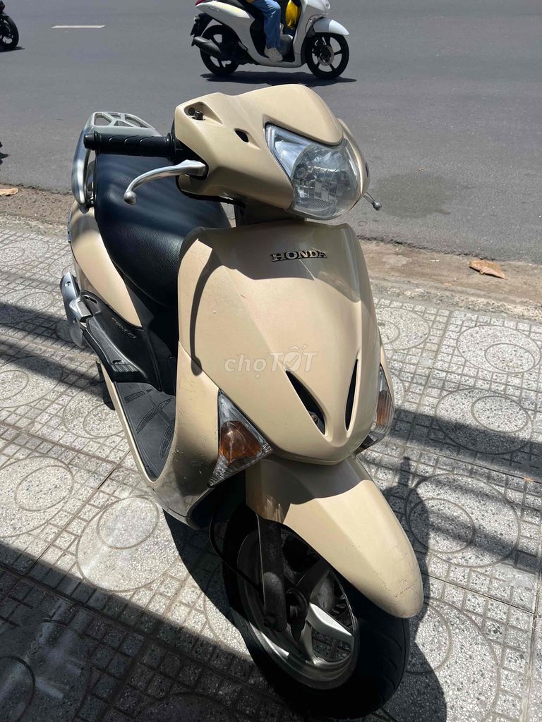 Honda Lead Fi chính chủ. Mua bán Xe máy tại Thành phố Nha Trang Khánh Hòa được đăng bởi Thân Thiện hình 1