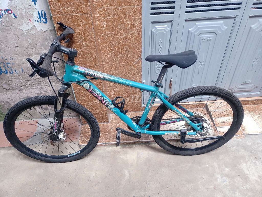 Lô 5 MTB chiếc GIANT hàng bãi. Mua bán Xe đạp tại Quận Ba Đình Hà Nội được đăng bởi van giang hình 7