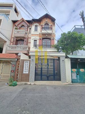 Аренда · 5 комн. · 100 м² · Thành phố Thủ Đức, ул. Đường Trần Não