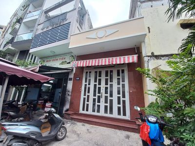 Giá rẻ bất ngờ - hẻm Phạm Văn Hai, DT: 4 x 20m, cấp 4, giá: 6.8 tỷ TL. Mua bán nhà ở tại Quận Tân Bình Tp Hồ Chí Minh được đăng bởi Đặng Chí Hào