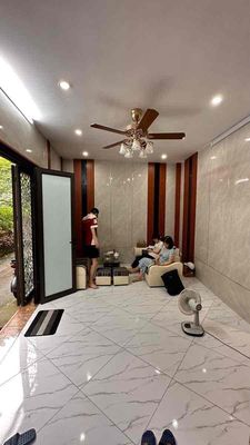 Hơn 5 tỷ chút có nhà đẹp Minh Khai-ngõ 3 gác- KD-36m*4T;MT6m;2N. Mua bán nhà ở tại Quận Hoàng Mai Hà Nội được đăng bởi Phan Hùng