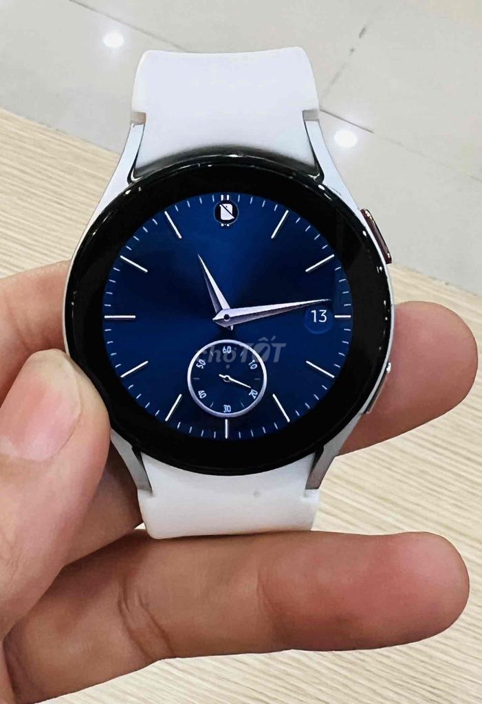 Samsung Watch 5 Trắng 40mm. Mua bán Thiết bị đeo thông minh tại Quận Đống Đa Hà Nội được đăng bởi Bảo Táo Store hình 1