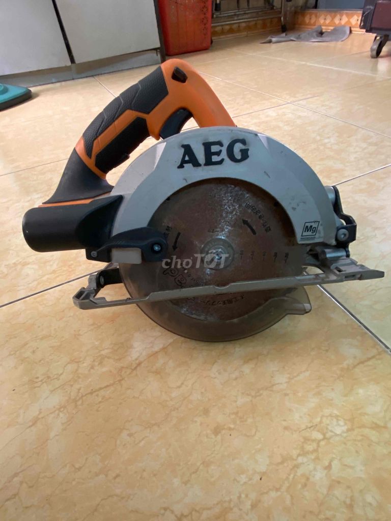 Thân cưa đĩa AEG xài pin 18V