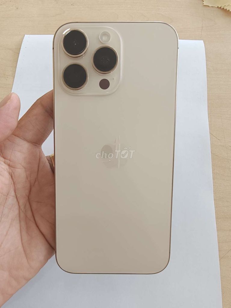 Apple iPhone 16 Pro Max 256GB Vàng Đã qua sử dụng. Mua bán Điện thoại tại Thành phố Mỹ Tho Tiền Giang được đăng bởi Thái hình 1
