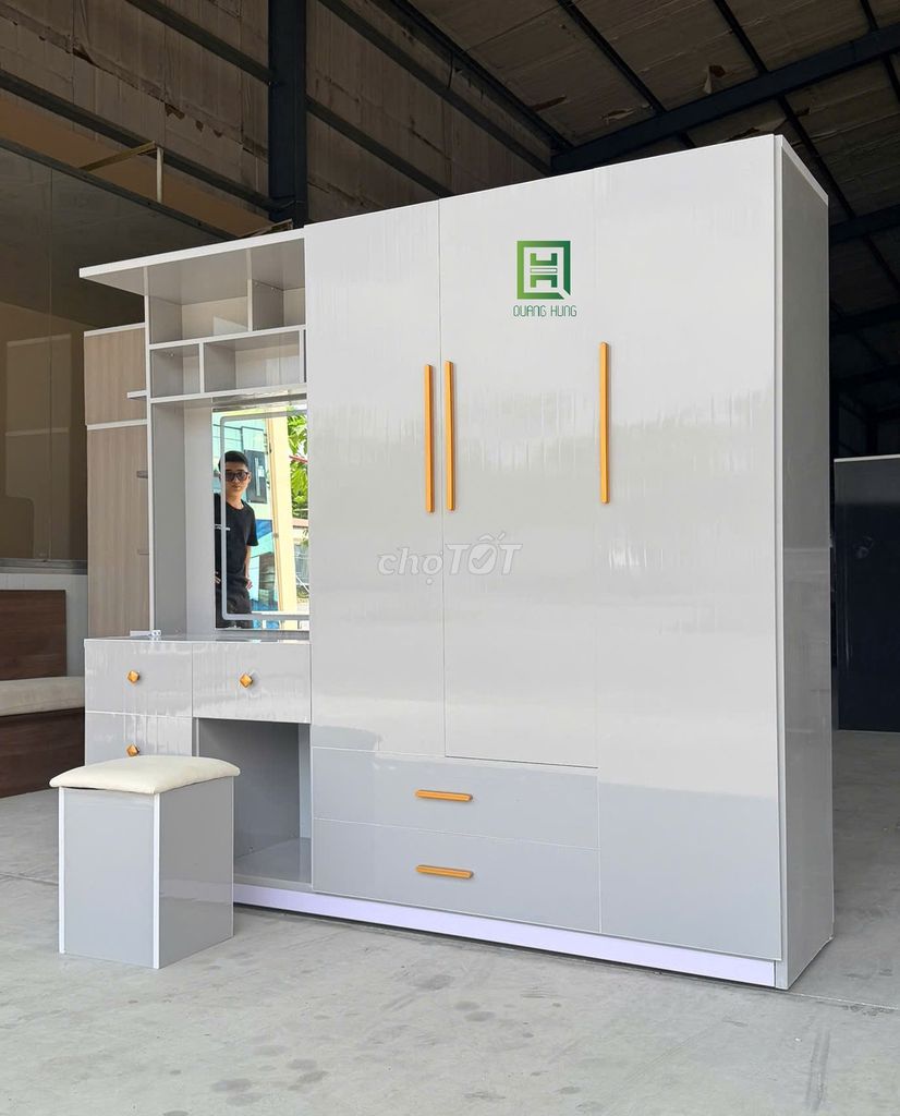 Tủ quần áo nhựa Đài Loan 1m8x2m05 - Tủ có bàn - Tủ. Mua bán Tủ, kệ gia đình tại Thành phố Thủ Đức Tp Hồ Chí Minh được đăng bởi LÊ VĂN HÙNG hình 1