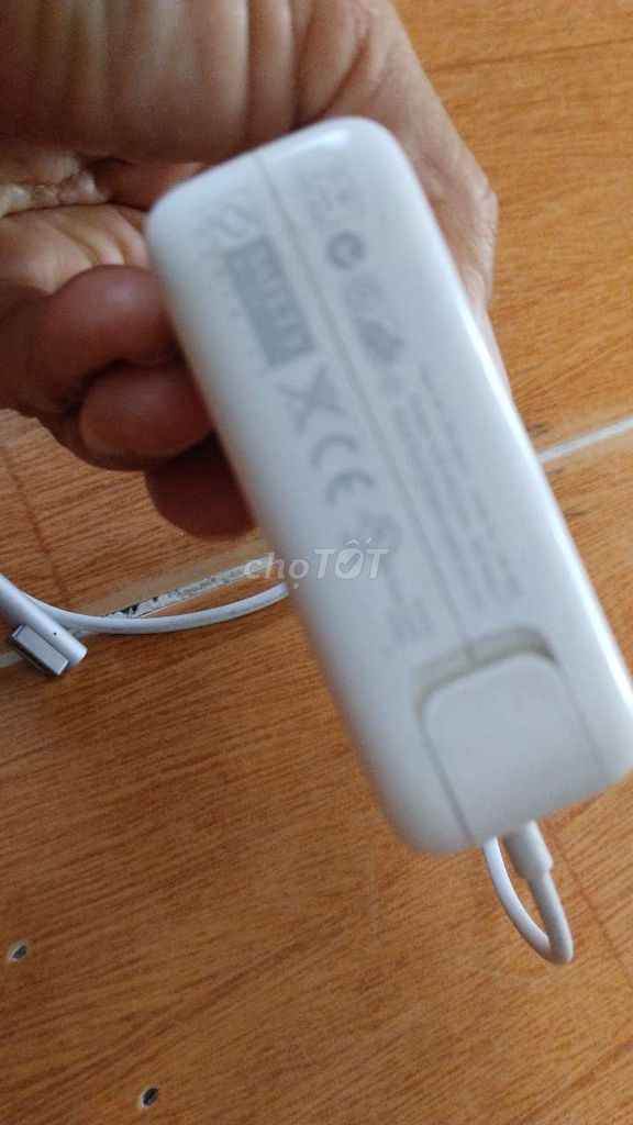 Sạc laptop Apple A1344 60W Magsafe . Mua bán Phụ kiện (Màn hình, Chuột...) tại Quận Ninh Kiều Cần Thơ được đăng bởi  văn vinh hình 1