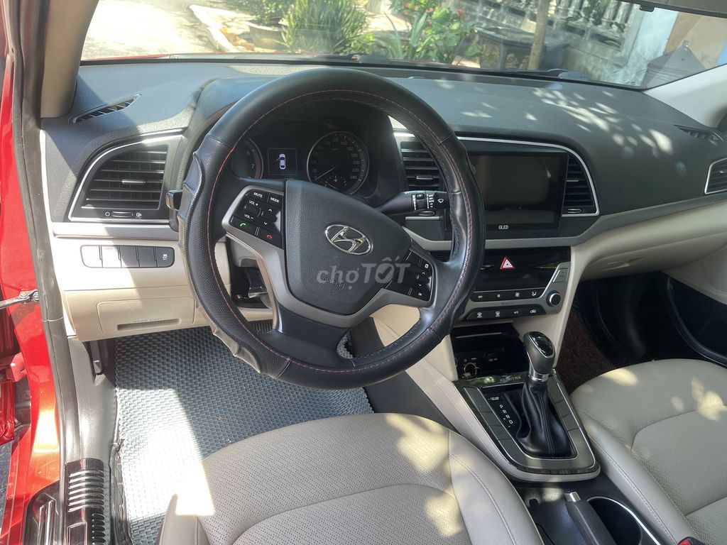 Hyundai Elantra 2018 1.6 AT - 41728 km. Mua bán Ô tô tại Huyện Vĩnh Linh Quảng Trị được đăng bởi Trung Phan hình 7