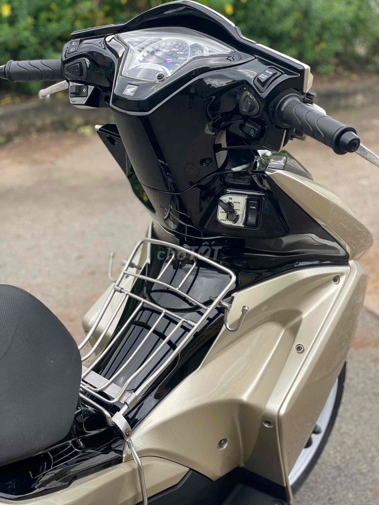 ab air blade 2013 bán hay đổi có góp xm u phong. Mua bán Xe máy tại Huyện Trảng Bom Đồng Nai được đăng bởi Của Hàng Xe Máy U Phong hình 6