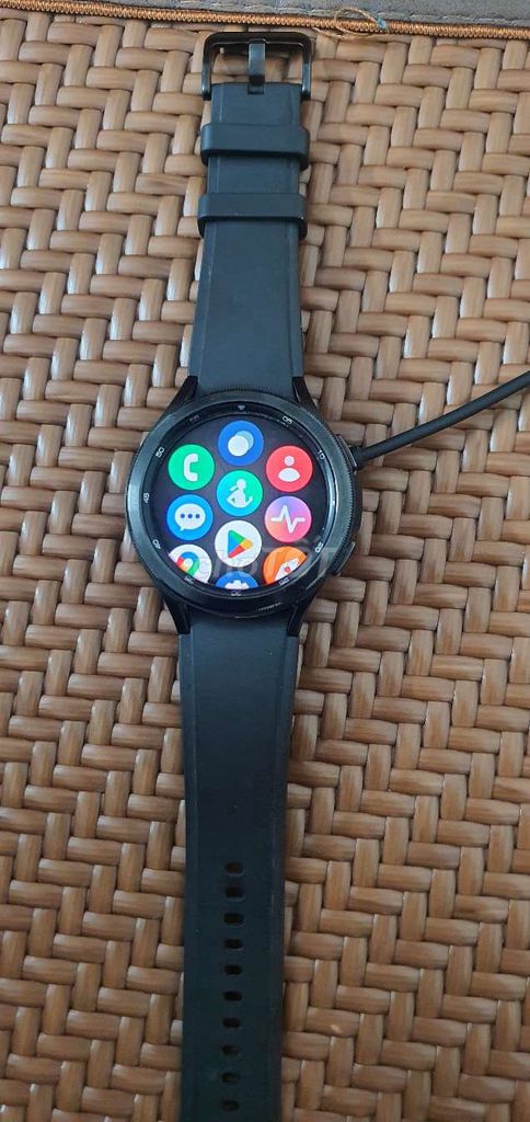Samsung Watch 4 Classic LTE 46mm Đen. Mua bán Thiết bị đeo thông minh tại Huyện Việt Yên Bắc Giang được đăng bởi Anh hình 1