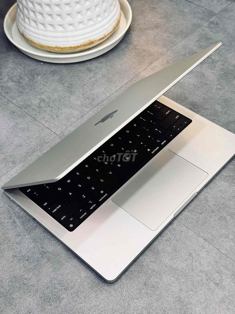 Apple Macbook Pro 2019 i7 16GB/512GB. Mua bán Laptop tại Thành phố Long Xuyên An Giang được đăng bởi Khánh hình 1