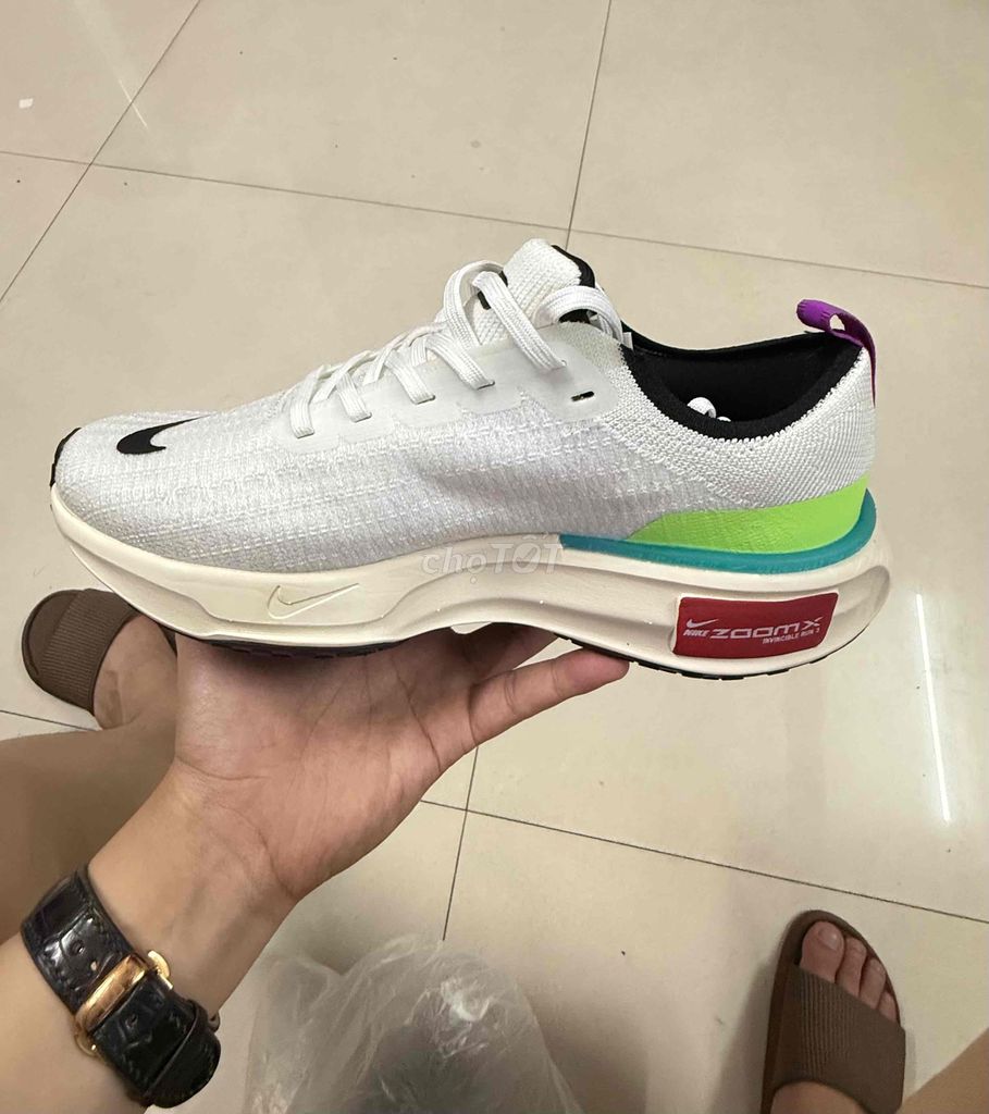 Giày chạy bộ Nike Invincible Run 3 SE Trắng 41. Mua bán Giày dép tại Quận Cẩm Lệ Đà Nẵng được đăng bởi Anh Qua hình 1