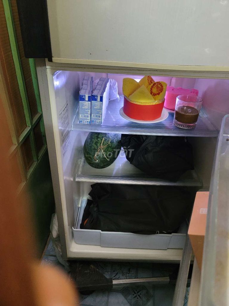 tủ lạnh sài bình thường lạnh tuyết  5p bật nguồn