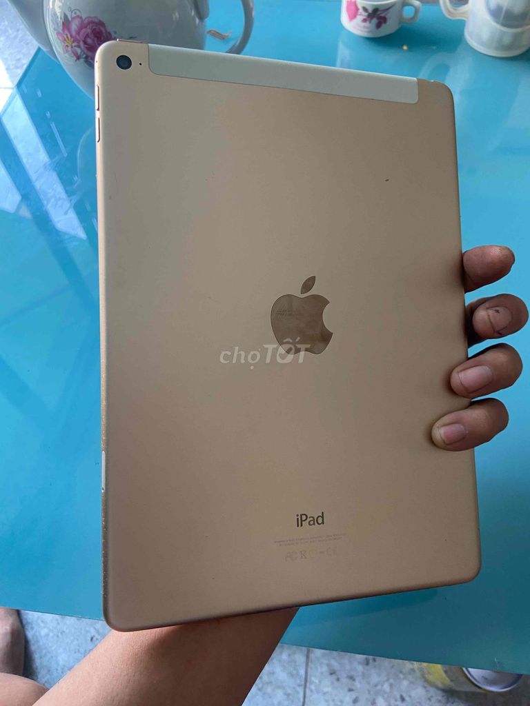iPad air 2 quốc tế có sim 16ghi iCloud sạch