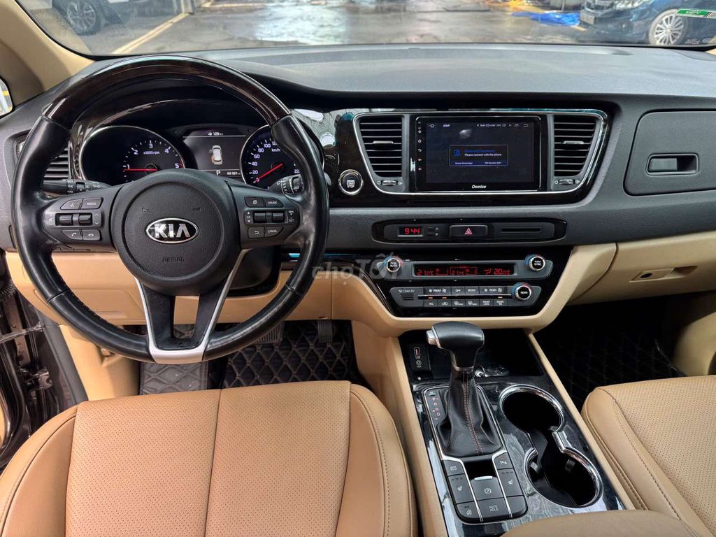 Kia Sedona 2019 2.2D full dầu, màu nâu,44.000 km. Mua bán Ô tô tại Quận Bình Tân Tp Hồ Chí Minh được đăng bởi Son Do hình 8