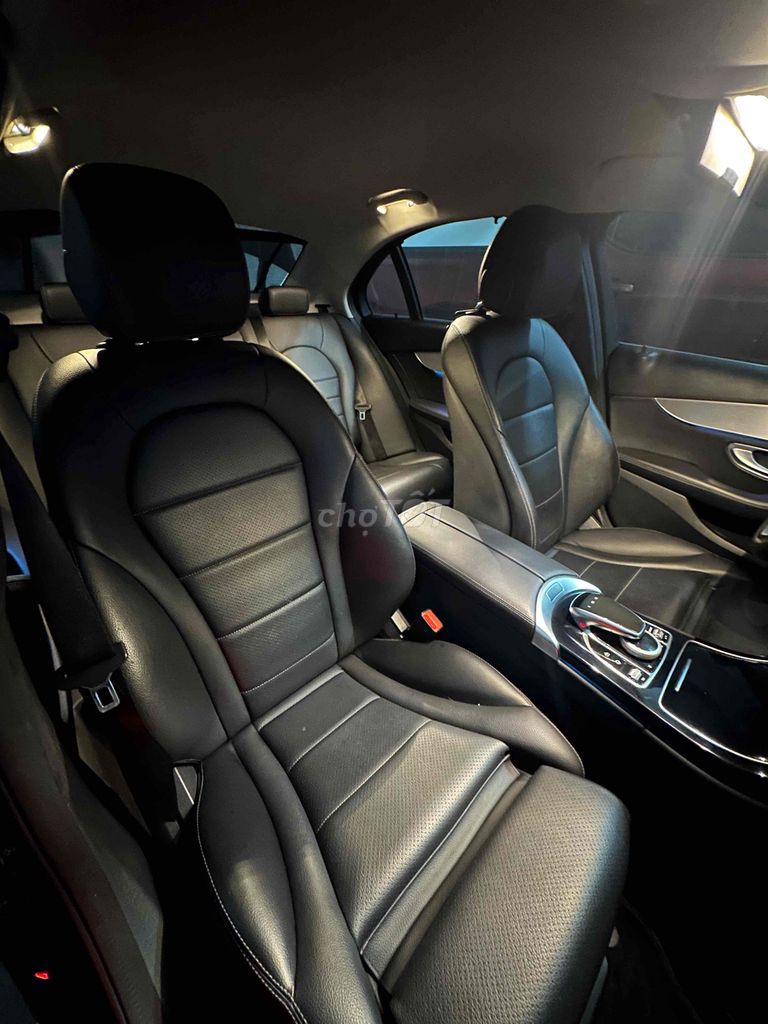 Mercedes Benz C200 2016 - 75000 km. Mua bán Ô tô tại Huyện Nhà Bè Tp Hồ Chí Minh được đăng bởi Trang Võ hình 5