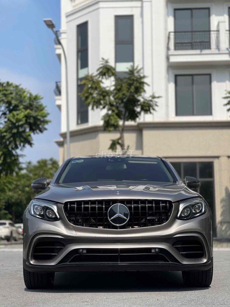 GLC300 Coupe 4Matic nk Đức 2019. Mua bán Ô tô tại Quận Long Biên Hà Nội được đăng bởi Trang Gala hình 1