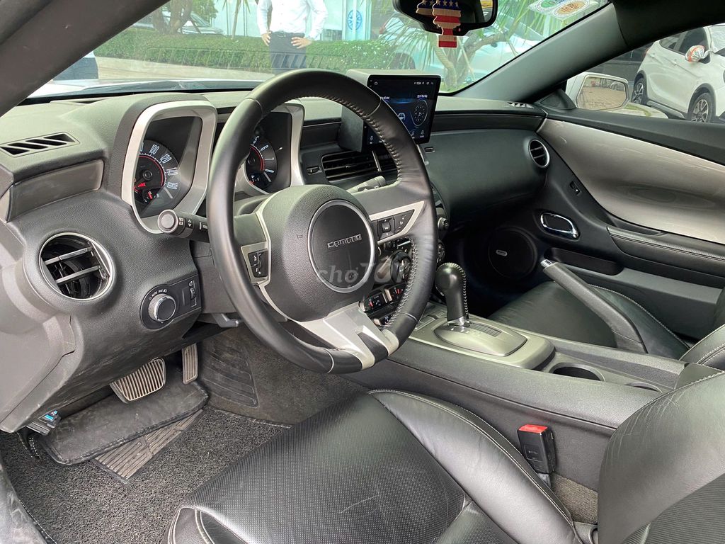 Chervolet Camaro RS 3.6 V6 - 50000km. Mua bán Ô tô tại Quận Tân Bình Tp Hồ Chí Minh được đăng bởi Phạm Minh Tuân hình 14