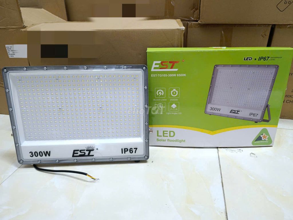 Đèn pha điện EST TG105 Nhôm đúc sáng trắng. Mua bán Đèn tại Thành phố Thủ Đức Tp Hồ Chí Minh được đăng bởi CTY Đèn Led Tuấn Phát hình 1