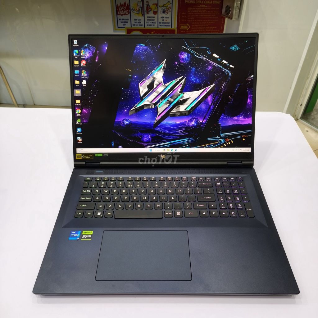 Acer Predator Helios 18  i7-13700HX RTX 4060. Mua bán Laptop tại Quận Hai Bà Trưng Hà Nội được đăng bởi Nguyễn Kha hình 1