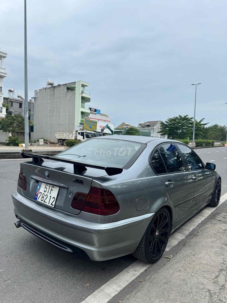 BMW 3 Series 2003 318i AT - 99999 km. Mua bán Ô tô tại Huyện Nhà Bè Tp Hồ Chí Minh được đăng bởi Tran hai hình 3