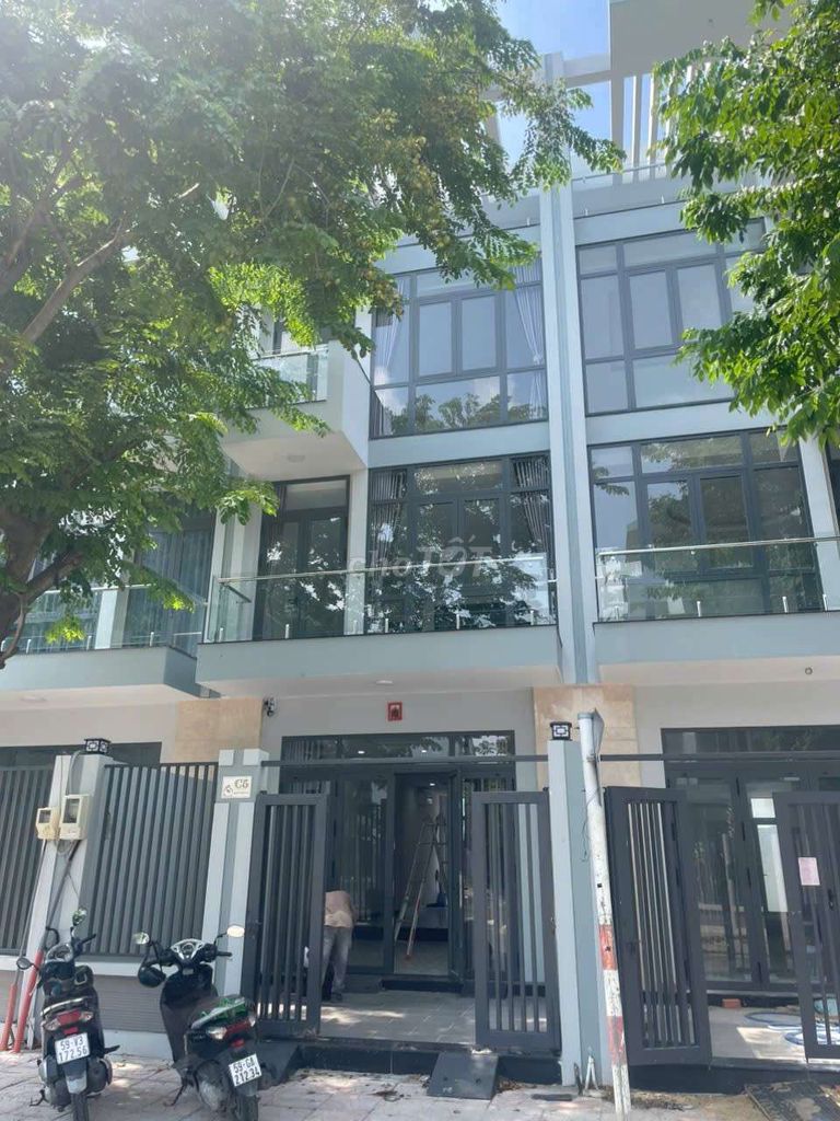 Аренда · 4 комн. · 110 м² · Huyện Hóc Môn, ул. Nguyễn Thị Sóc