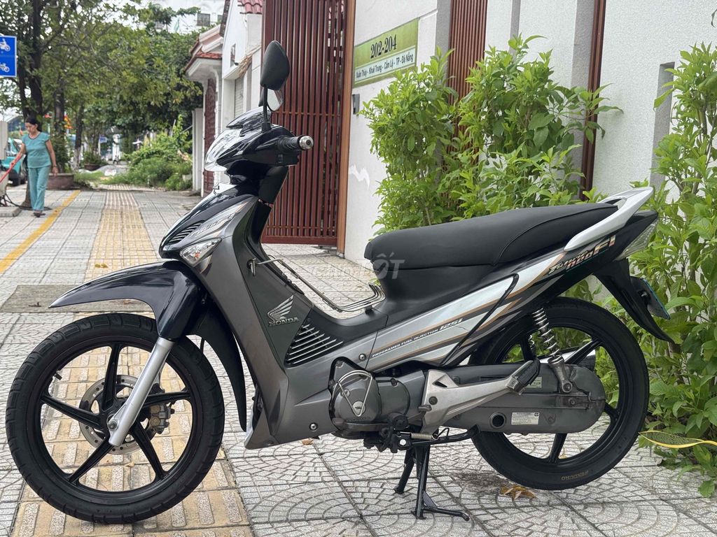 Honda Future Neo Fi 2008 Черно-серый, возможен обмен