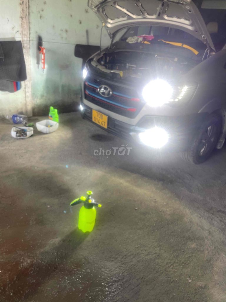 Hyundai Solati 2017 - 201000 km. Mua bán Ô tô tại Thành phố Vị Thanh Hậu Giang được đăng bởi truyen hình 5