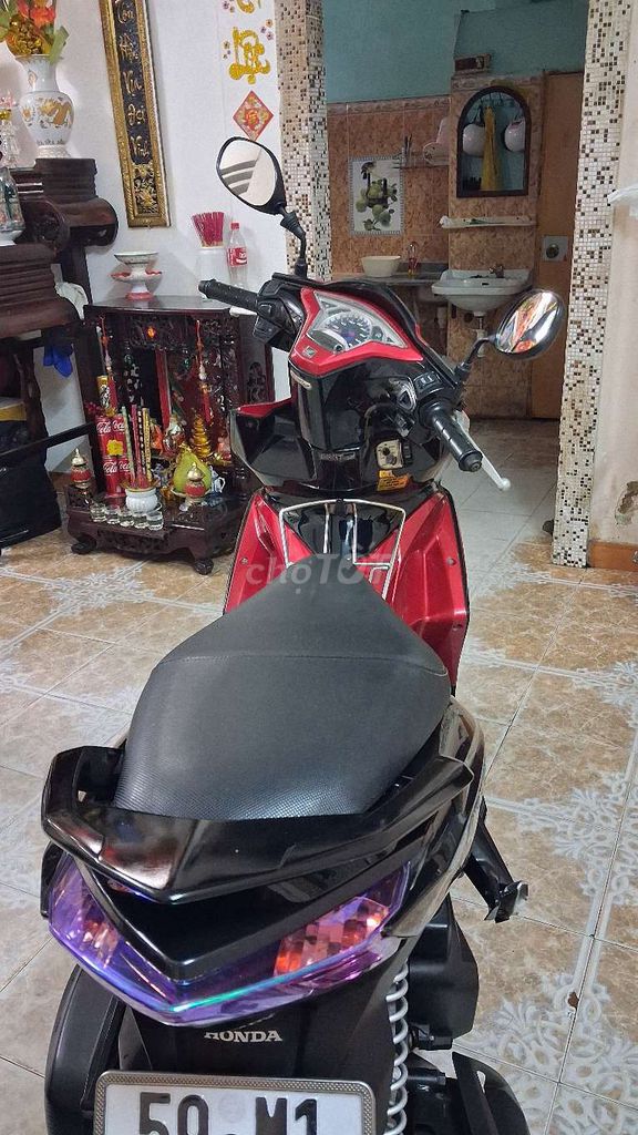 AIR LBADE 2013 ĐỎ ĐEN BS.SÀI GÒN. Mua bán Xe máy tại Quận 3 Tp Hồ Chí Minh được đăng bởi minh hình 6