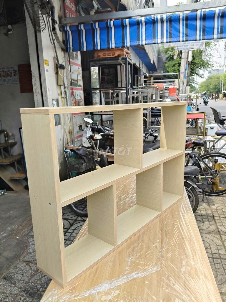 Kệ sách Gỗ Vàng nhạt 1m . Mua bán Tủ, kệ gia đình tại Quận 12 Tp Hồ Chí Minh được đăng bởi đỗ thị kim trâm  hình 1