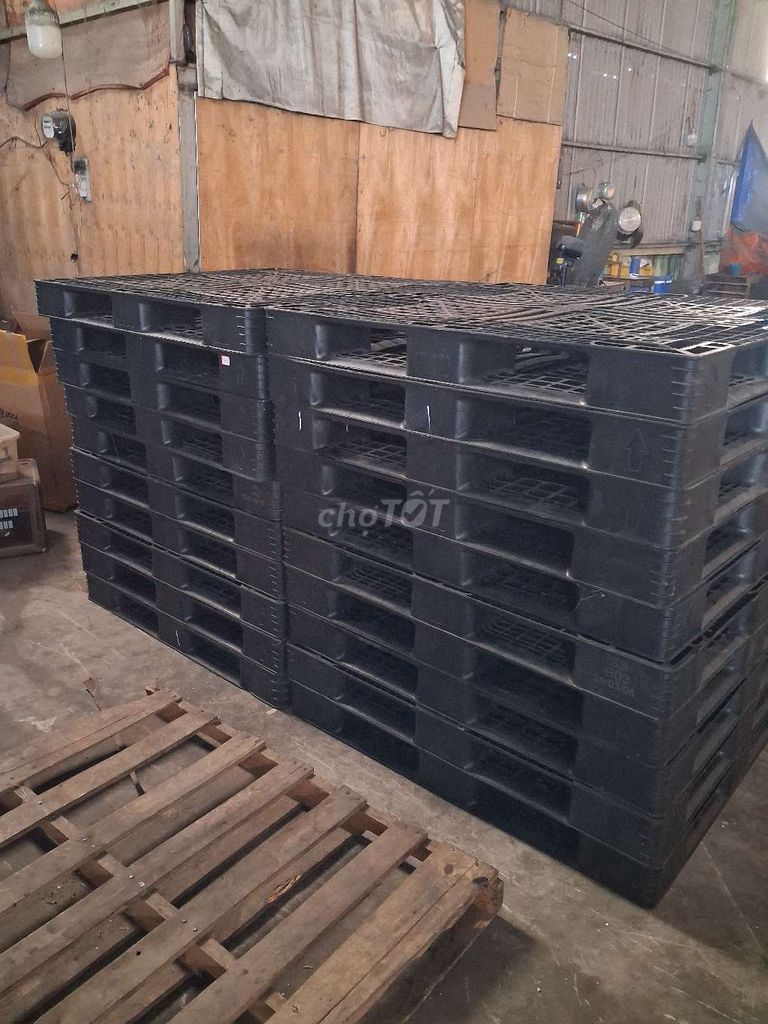 Pallet nhựa Đen 1140x1140x120mm cũ. Mua bán Đồ chuyên dụng, Giống nuôi trồng tại Quận Bình Tân Tp Hồ Chí Minh được đăng bởi PALLET NHỰA THIỆN TÂM hình 1